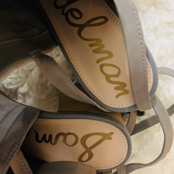 Heels - Picture 3 of 5